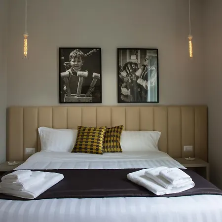Naplesuite 4*