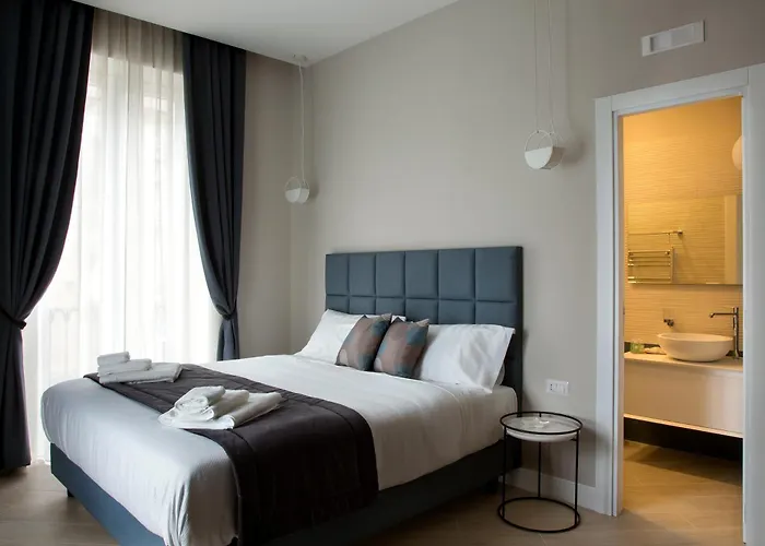 Гостевой дом Naplesuite 4*