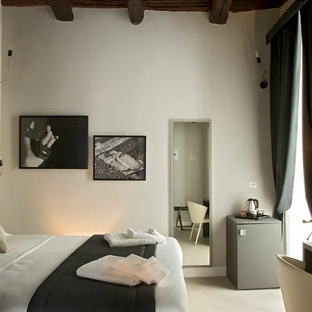 Guest house Naplesuite 2*