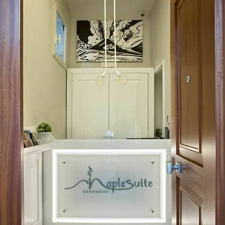 Naplesuite Guest house 2*