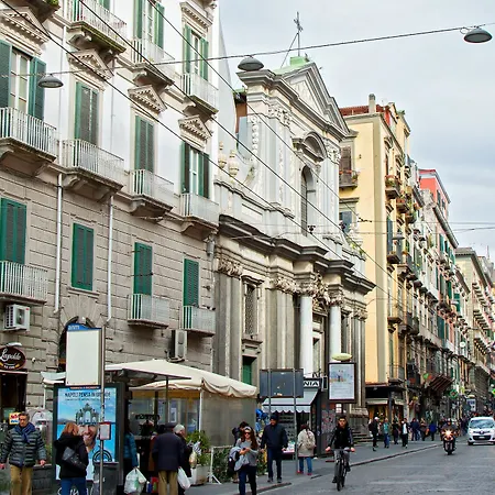 Naplesuite Naples