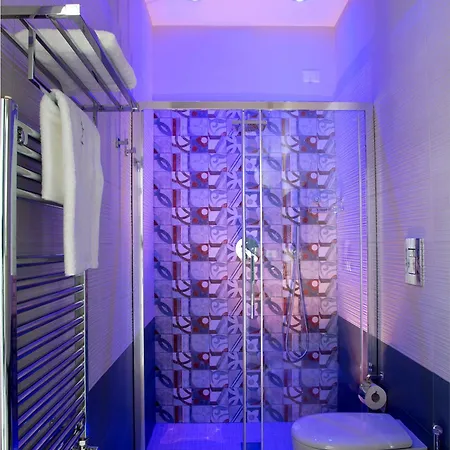 Naplesuite 4* Neapel